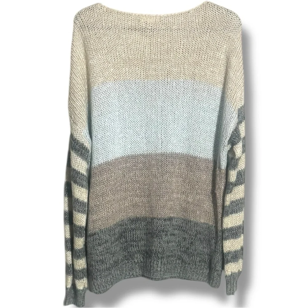 Maurices Elegant Colorblock Blue/Gray/Tan Lightweight Loose Fit Women's Sweater